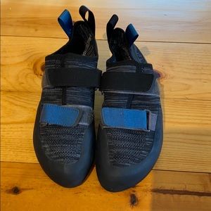 Men’s climbing shoes